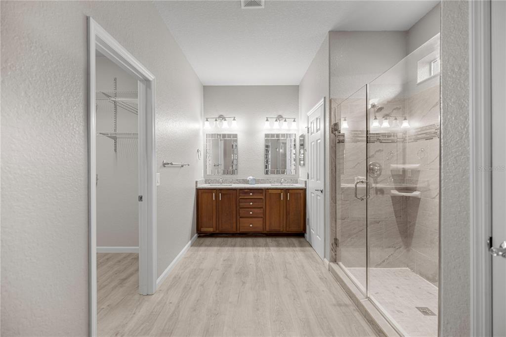 9211 Southwest 66th Loop Ocala, FL 34481 - Photo 14 of 27