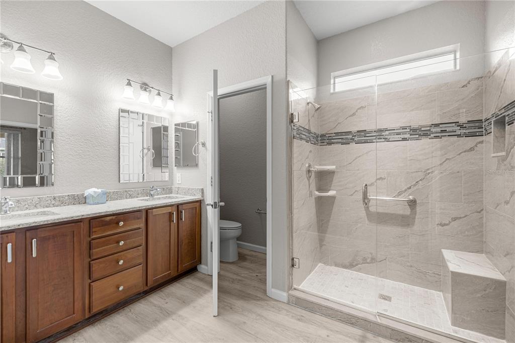 9211 Southwest 66th Loop Ocala, FL 34481 - Photo 15 of 27