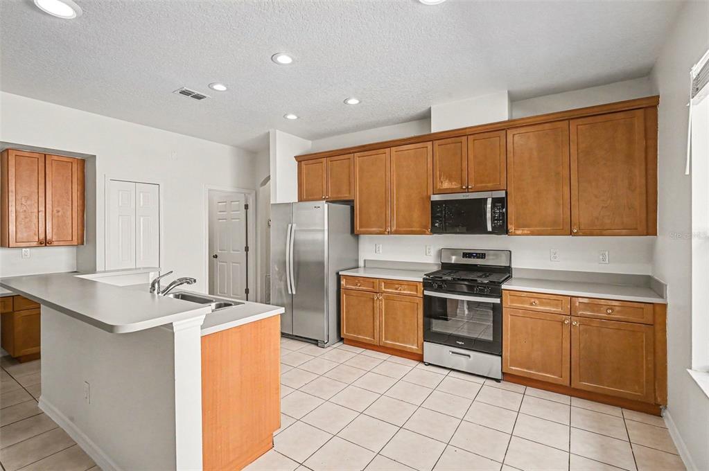 13450 Sunkiss Loop Windermere, FL 34786 - Photo 5 of 16