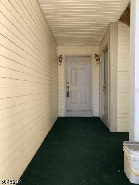 13 Potomac Drive, Unit 13 Bernards, NJ 07920 - Photo 11 of 16 a view of a backyard of the house