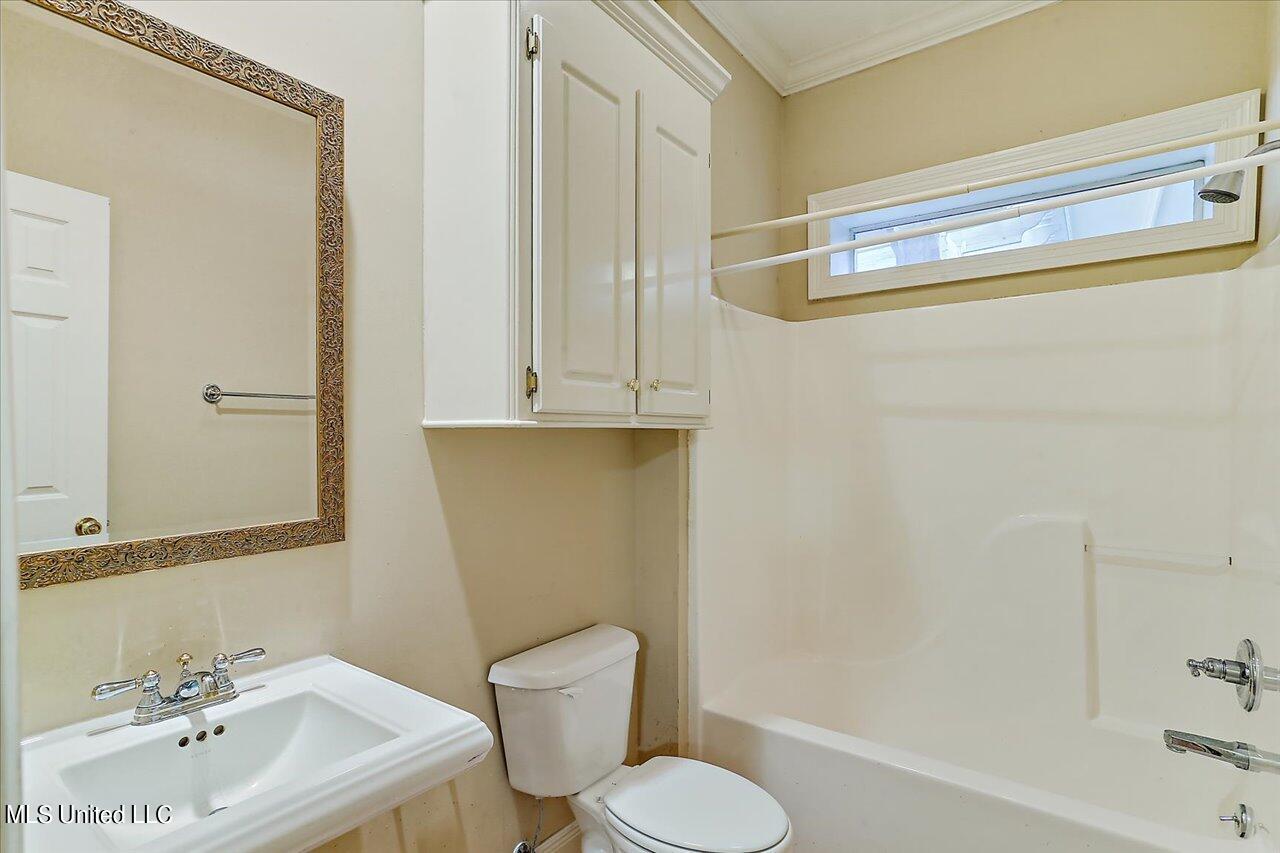 331 Hunters Ridge Drive Clinton, MS 39056 - Photo 16 of 34 32-331 Hunters Ridge Dr