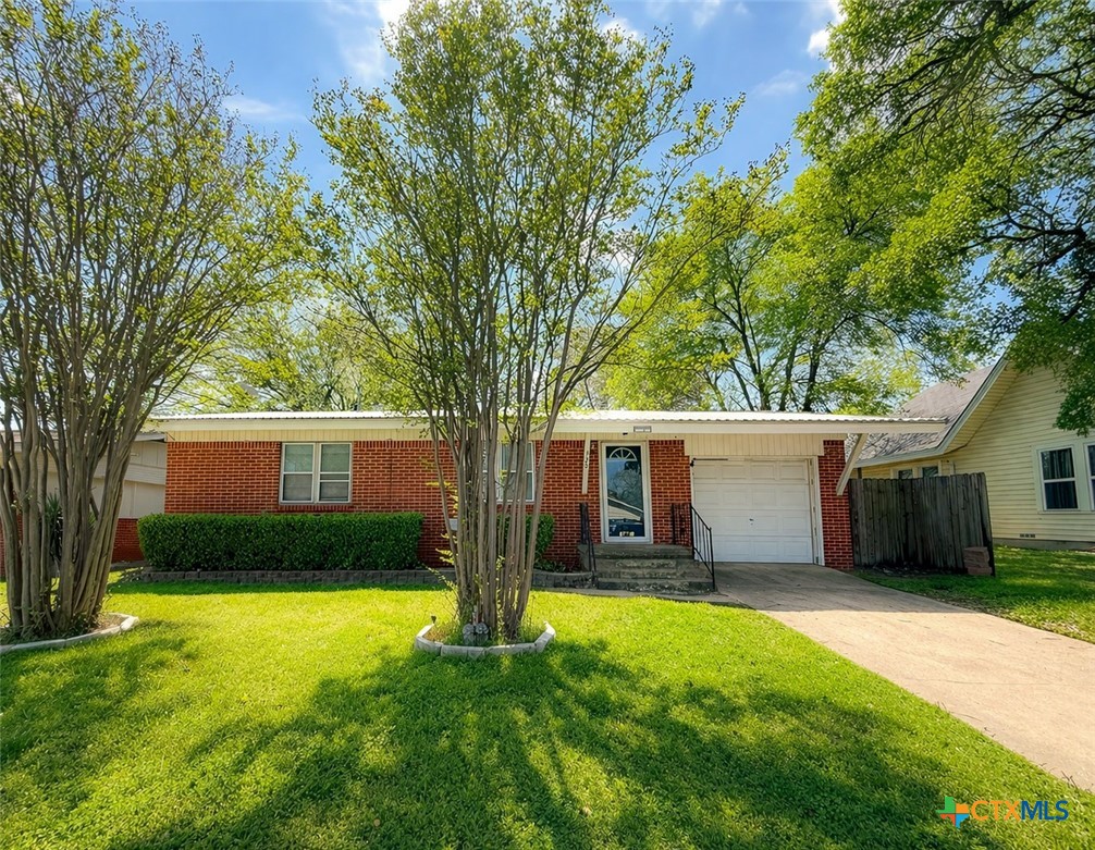 1504 Bridge Street Gatesville, TX 76528 - Photo 1 of 13