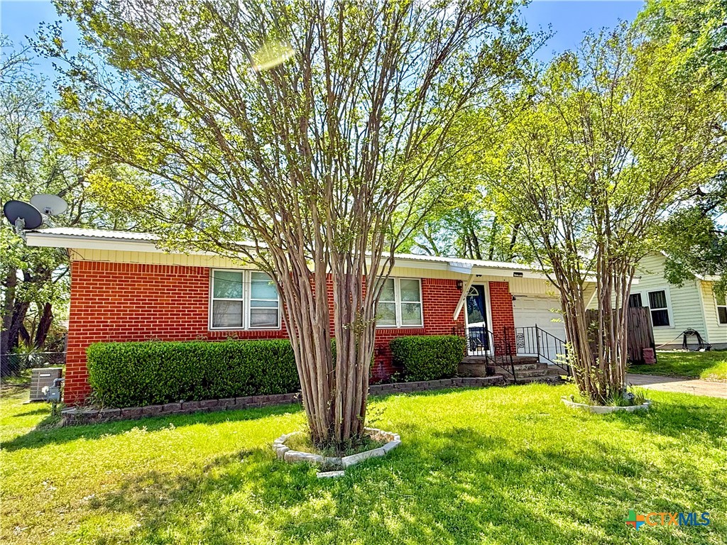 1504 Bridge Street Gatesville, TX 76528 - Photo 2 of 13