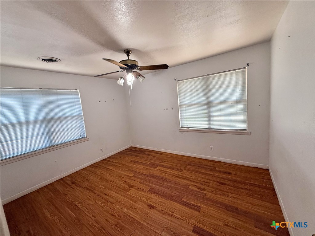 1504 Bridge Street Gatesville, TX 76528 - Photo 10 of 13