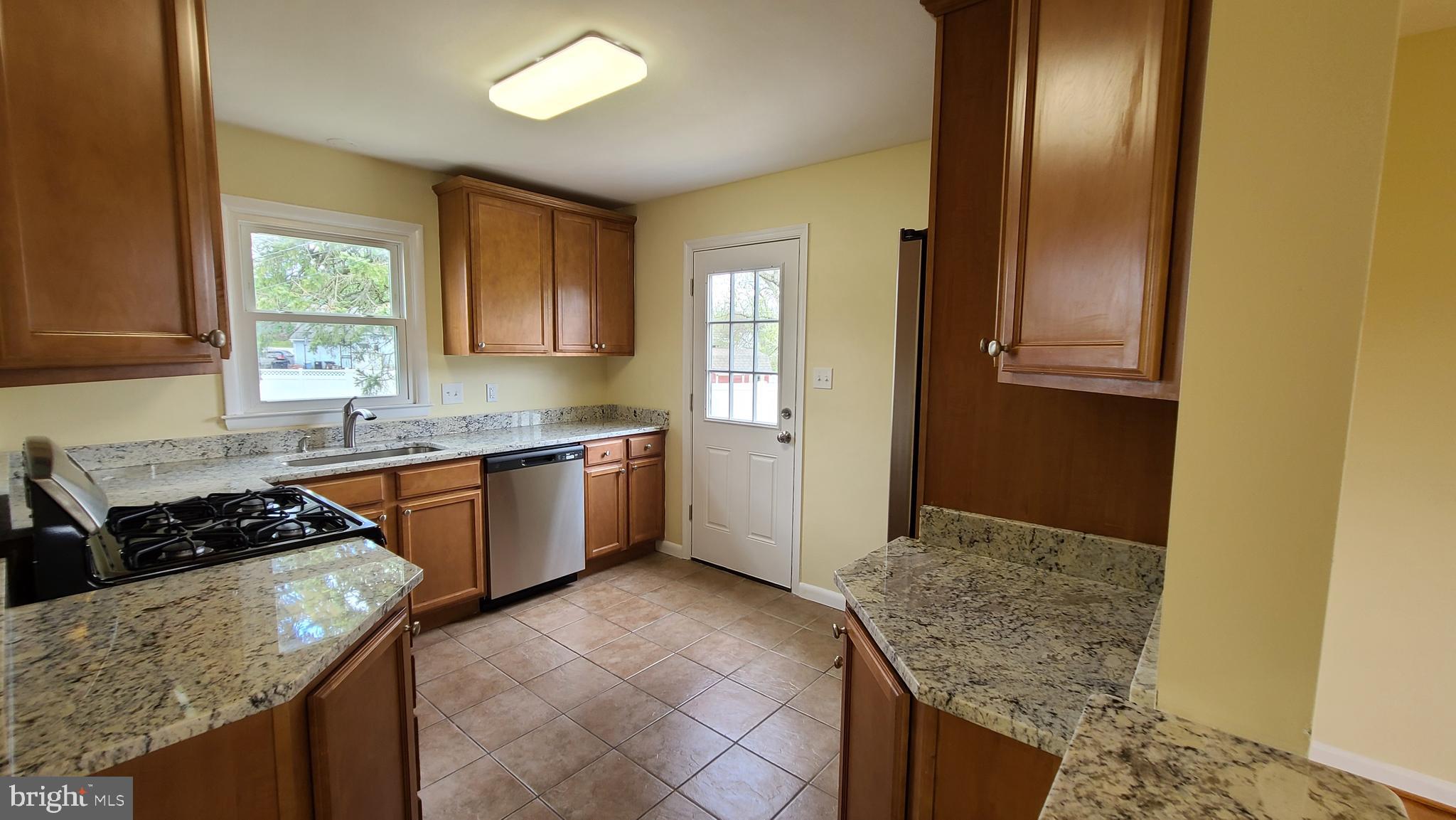 7018 Gaymount Road Baltimore, MD 21244 - Photo 12 of 84