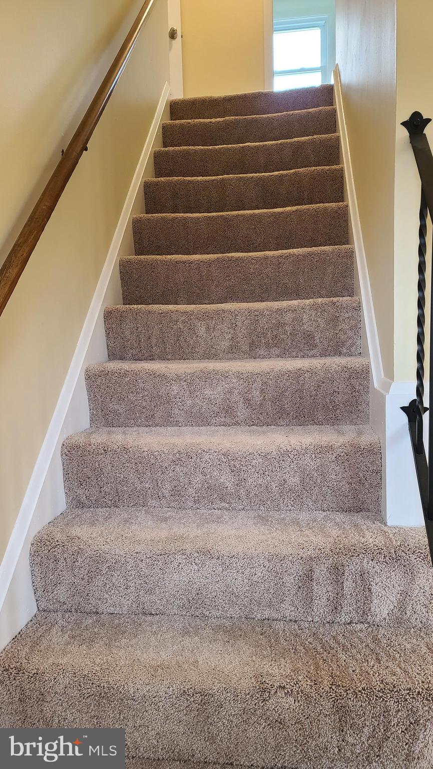 7018 Gaymount Road Baltimore, MD 21244 - Photo 5 of 84