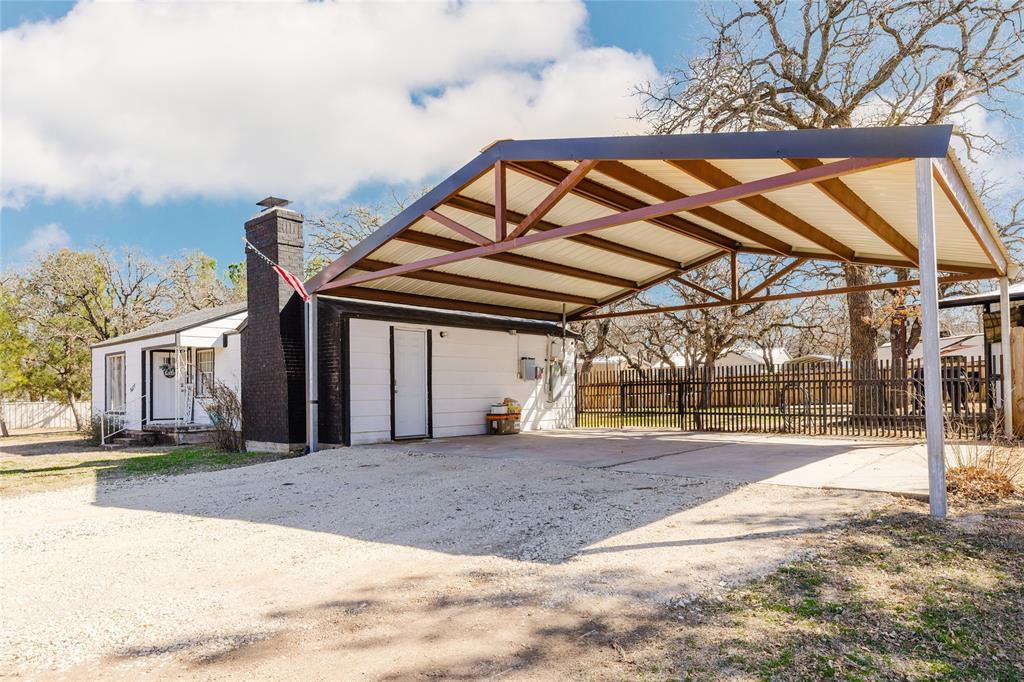 1401 West 12th Street Cisco, TX 76437 - Photo 2 of 31