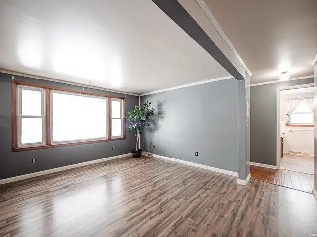 $160,000 | 1204 Dereham Drive, Mount Vernon, IN 47620