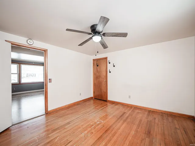 $160,000 | 1204 Dereham Drive, Mount Vernon, IN 47620