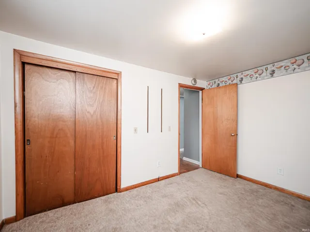 $160,000 | 1204 Dereham Drive, Mount Vernon, IN 47620