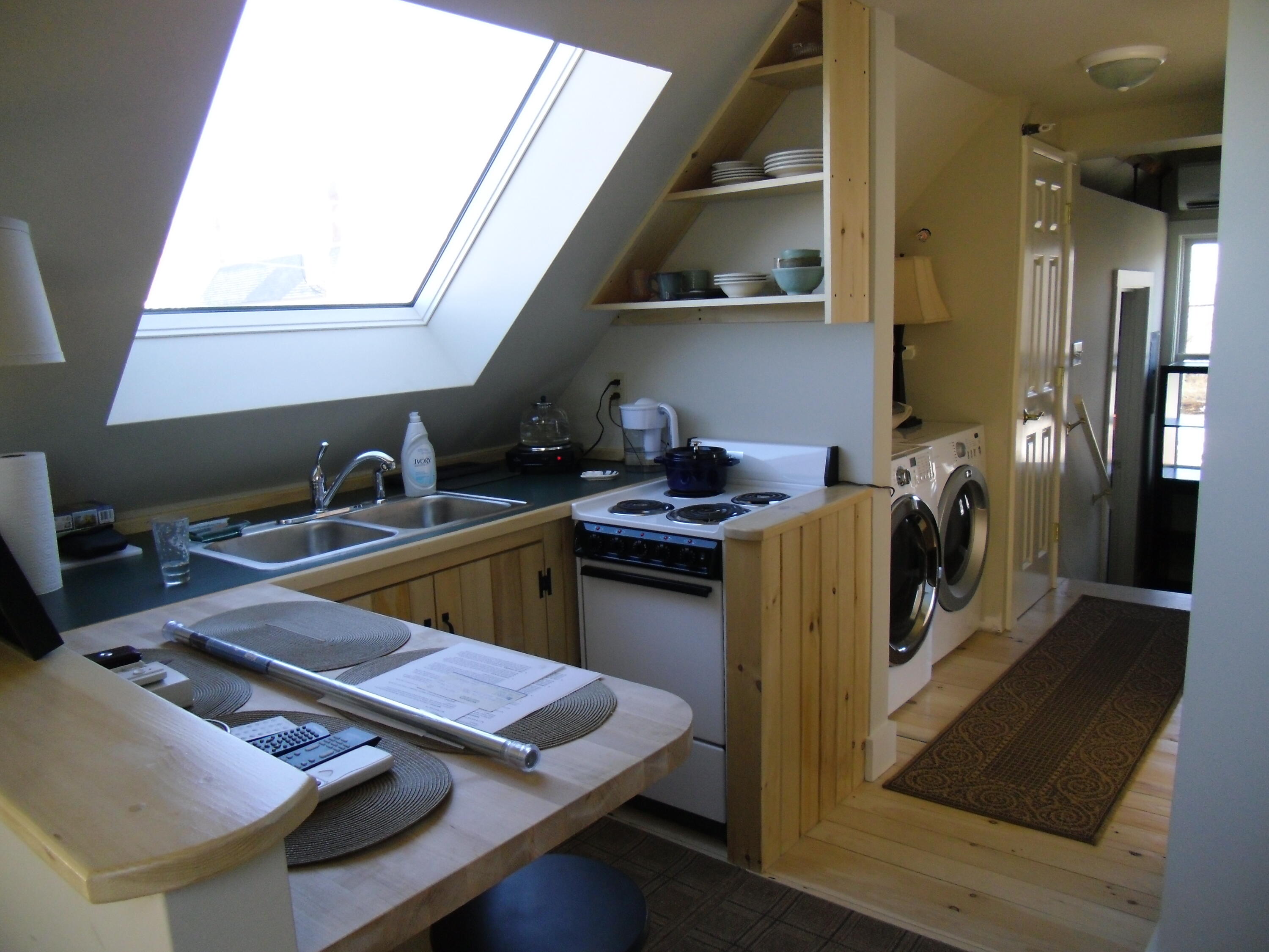 11 Water Street Damariscotta, ME 04543 - Photo 12 of 31 11 Water St (TopApt-KitchenLaundry)