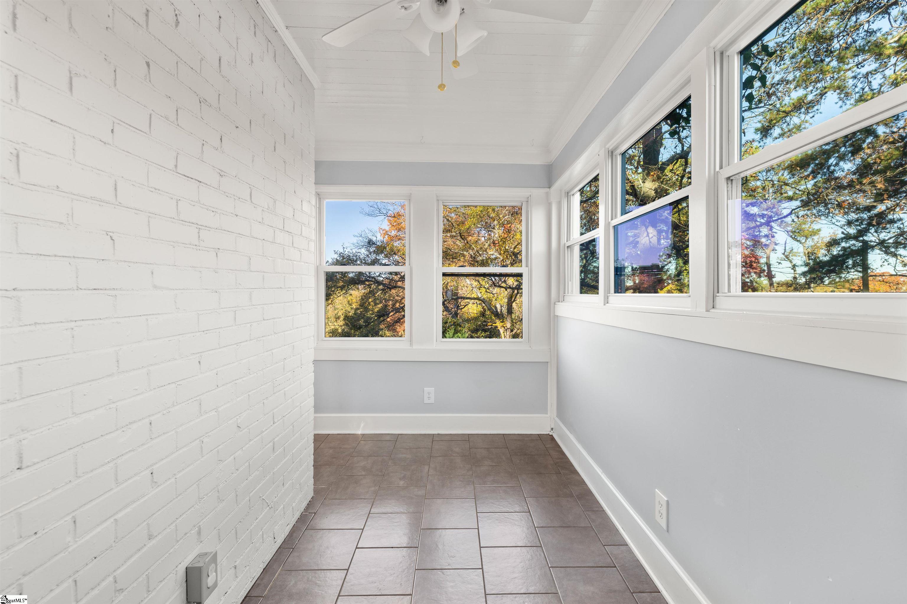 107 Haviland Avenue Greenville, SC 29607 - Photo 11 of 47