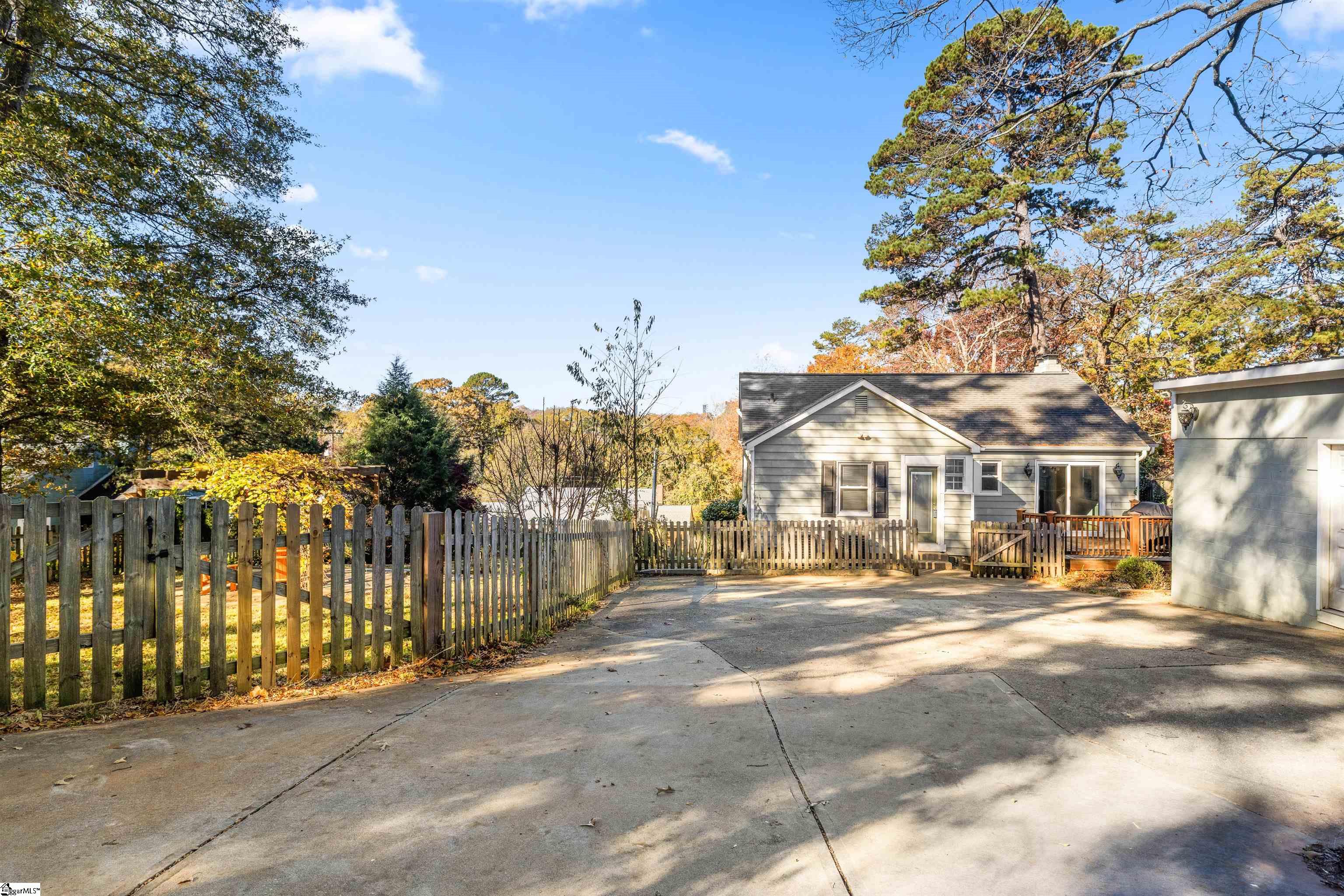 107 Haviland Avenue Greenville, SC 29607 - Photo 41 of 47
