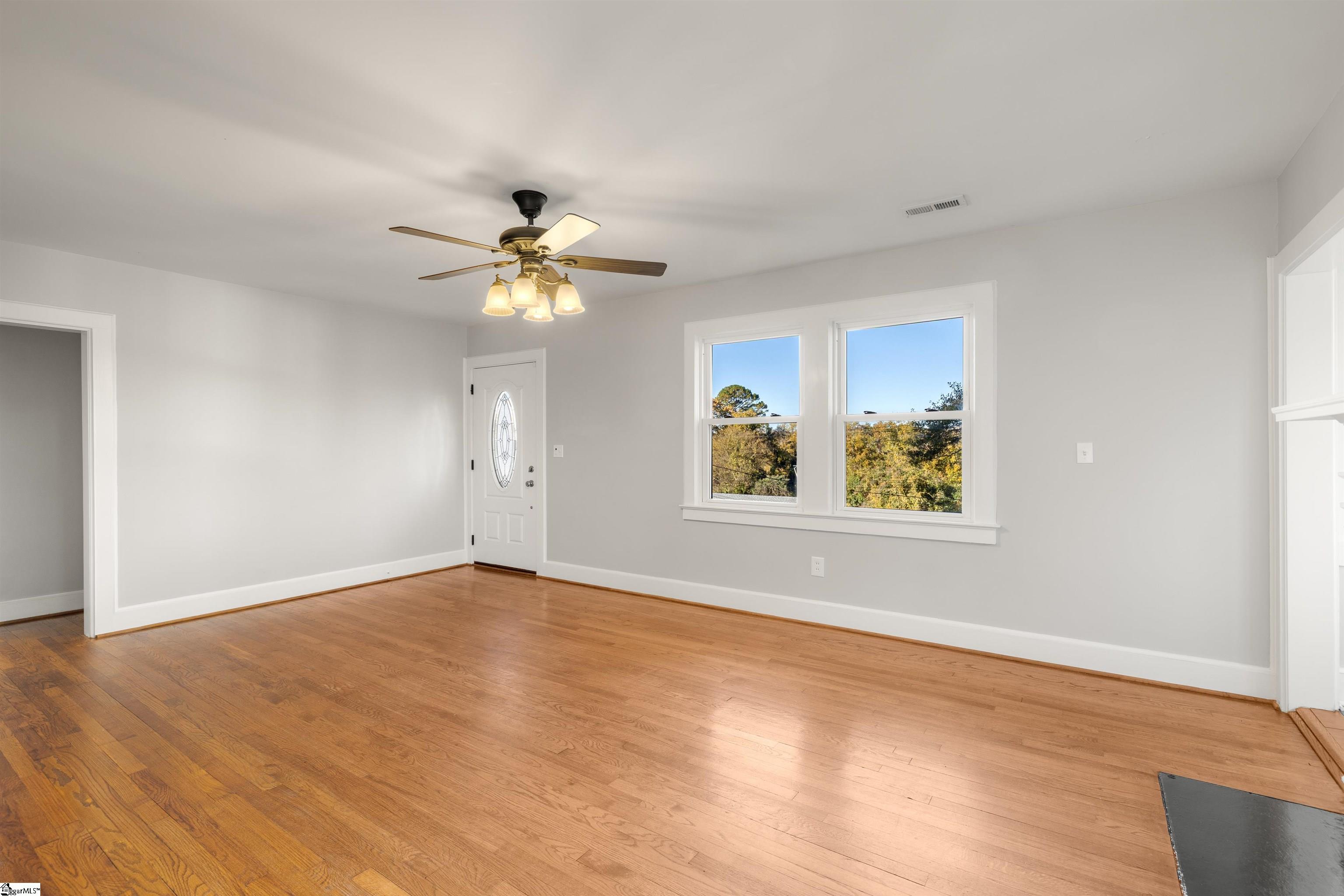 107 Haviland Avenue Greenville, SC 29607 - Photo 9 of 47