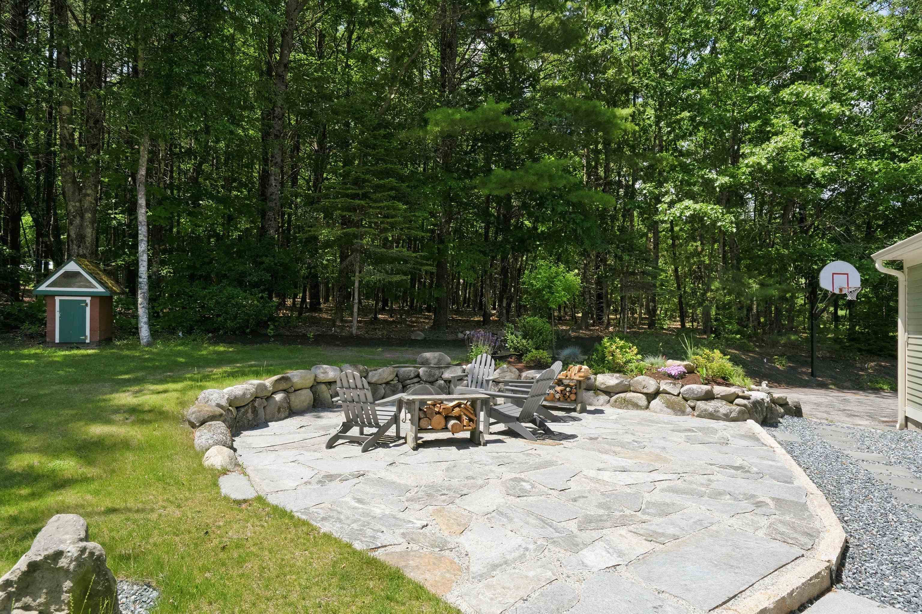 171 Dow Road Bow, NH 03304 - Photo 12 of 48
