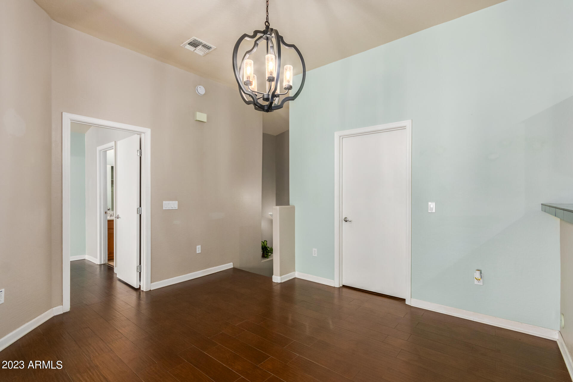 2150 East Bell Road, Unit 1056 Phoenix, AZ 85022 - Photo 10 of 28 7 - Bell