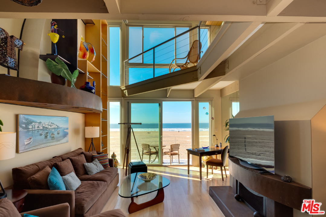 4403 Ocean Front Walk, Unit 204 Marina del Rey, CA 90292 - Photo 2 of 41