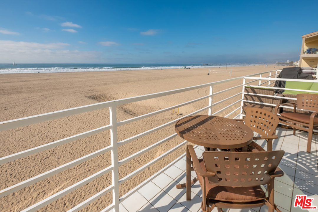 4403 Ocean Front Walk, Unit 204 Marina del Rey, CA 90292 - Photo 20 of 41
