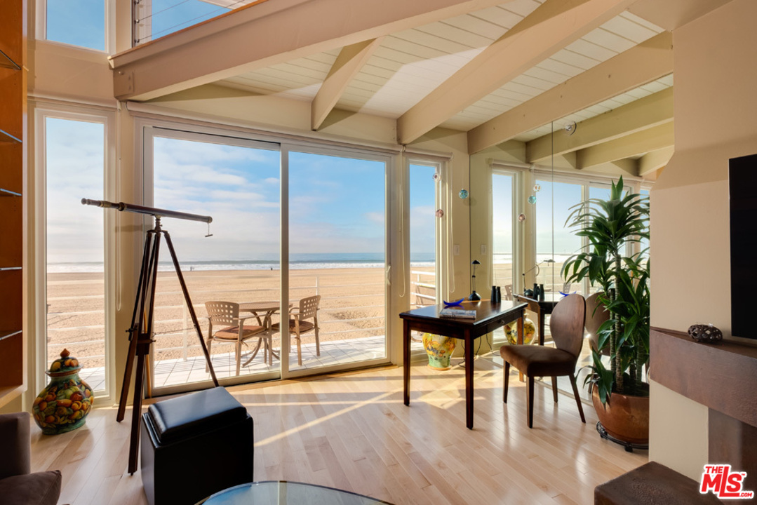 4403 Ocean Front Walk, Unit 204 Marina del Rey, CA 90292 - Photo 3 of 41