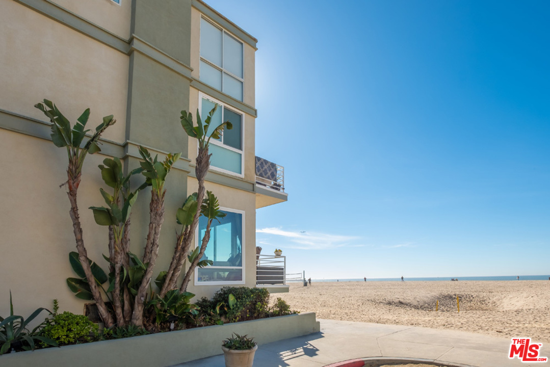 4403 Ocean Front Walk, Unit 204 Marina del Rey, CA 90292 - Photo 28 of 41