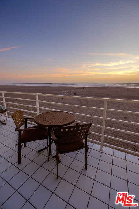 4403 Ocean Front Walk, Unit 204 Marina del Rey, CA 90292 - Photo 37 of 41