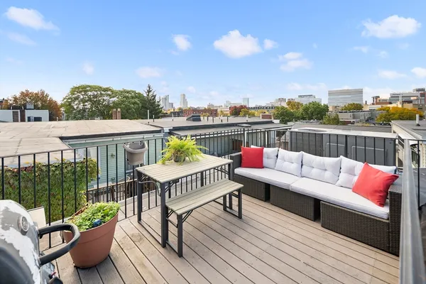 $5,000 | 9 Franklin Street, Unit 3, Boston, MA 02129