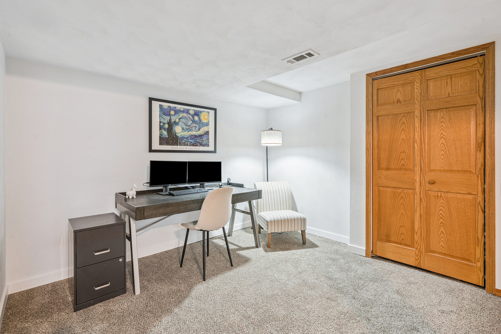 728 10th Ave Court Hampton, IL 61256 - Photo 22 of 35 a workspace with furniture and window