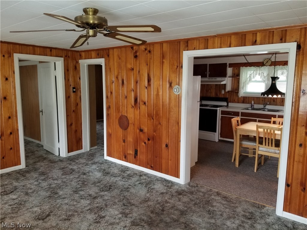 648 Gougler Road Akron, OH 44319 - Photo 2 of 12 Gallery Image 2
