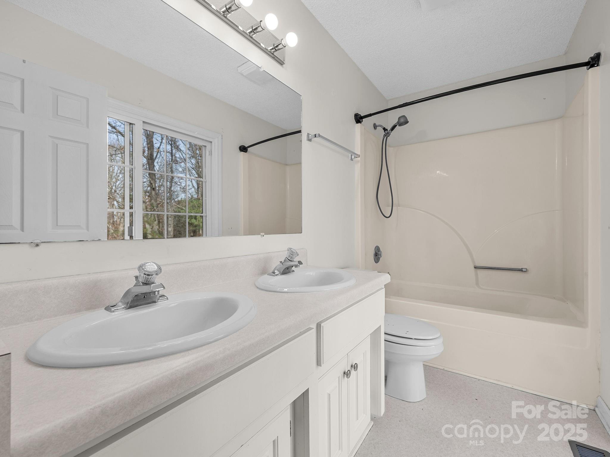383 Woody Circle Tryon, NC 28782 - Photo 22 of 36