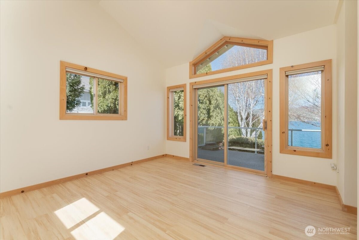 1606 South Lakeshore Road Chelan, WA 98816 - Photo 19 of 39