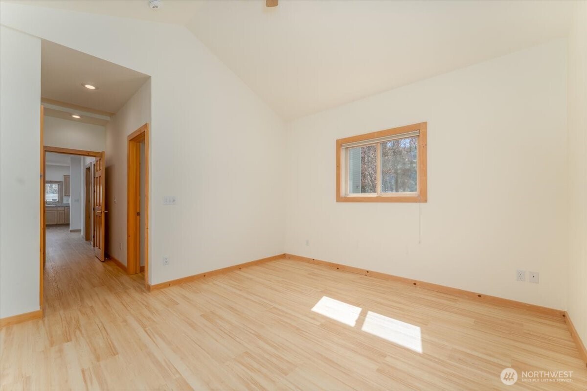 1606 South Lakeshore Road Chelan, WA 98816 - Photo 20 of 39