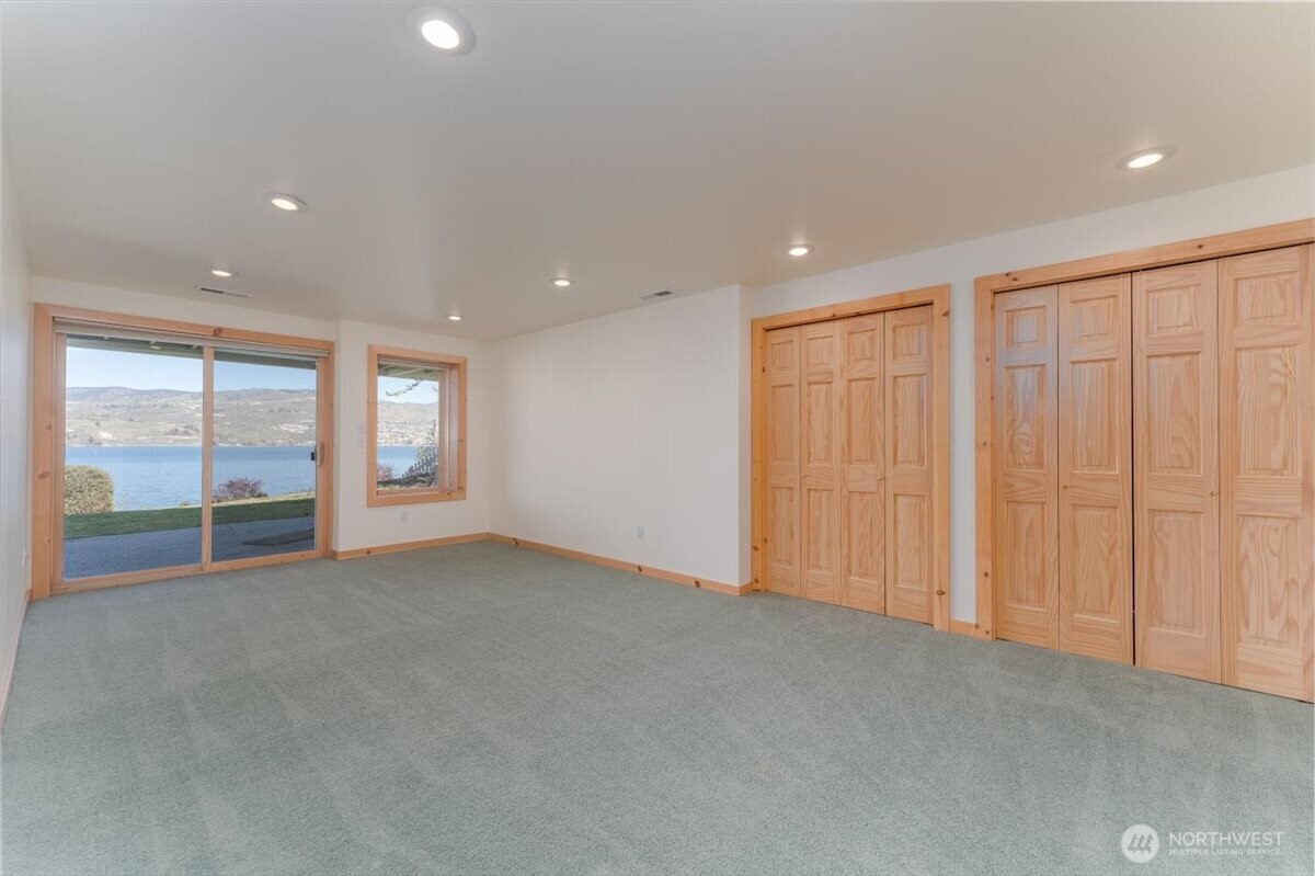 1606 South Lakeshore Road Chelan, WA 98816 - Photo 28 of 39