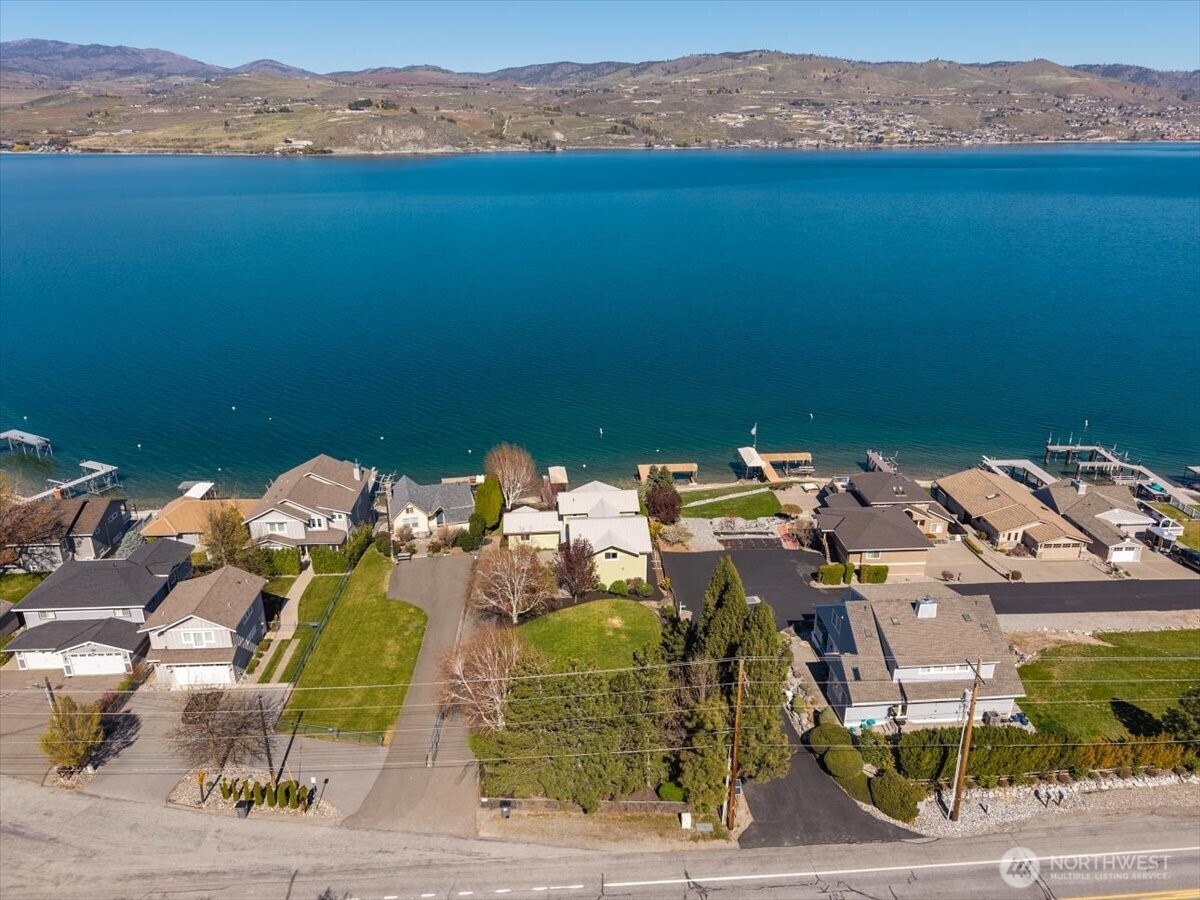 1606 South Lakeshore Road Chelan, WA 98816 - Photo 37 of 39