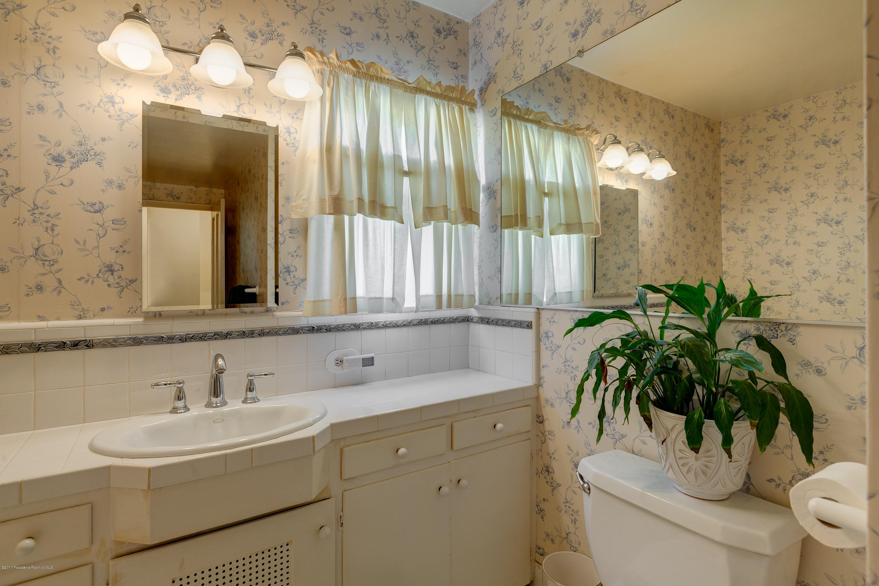 2356 Galbreth Road Pasadena, CA 91104 - Photo 19 of 34 egpimaging_2356Galbreth_019_MLS