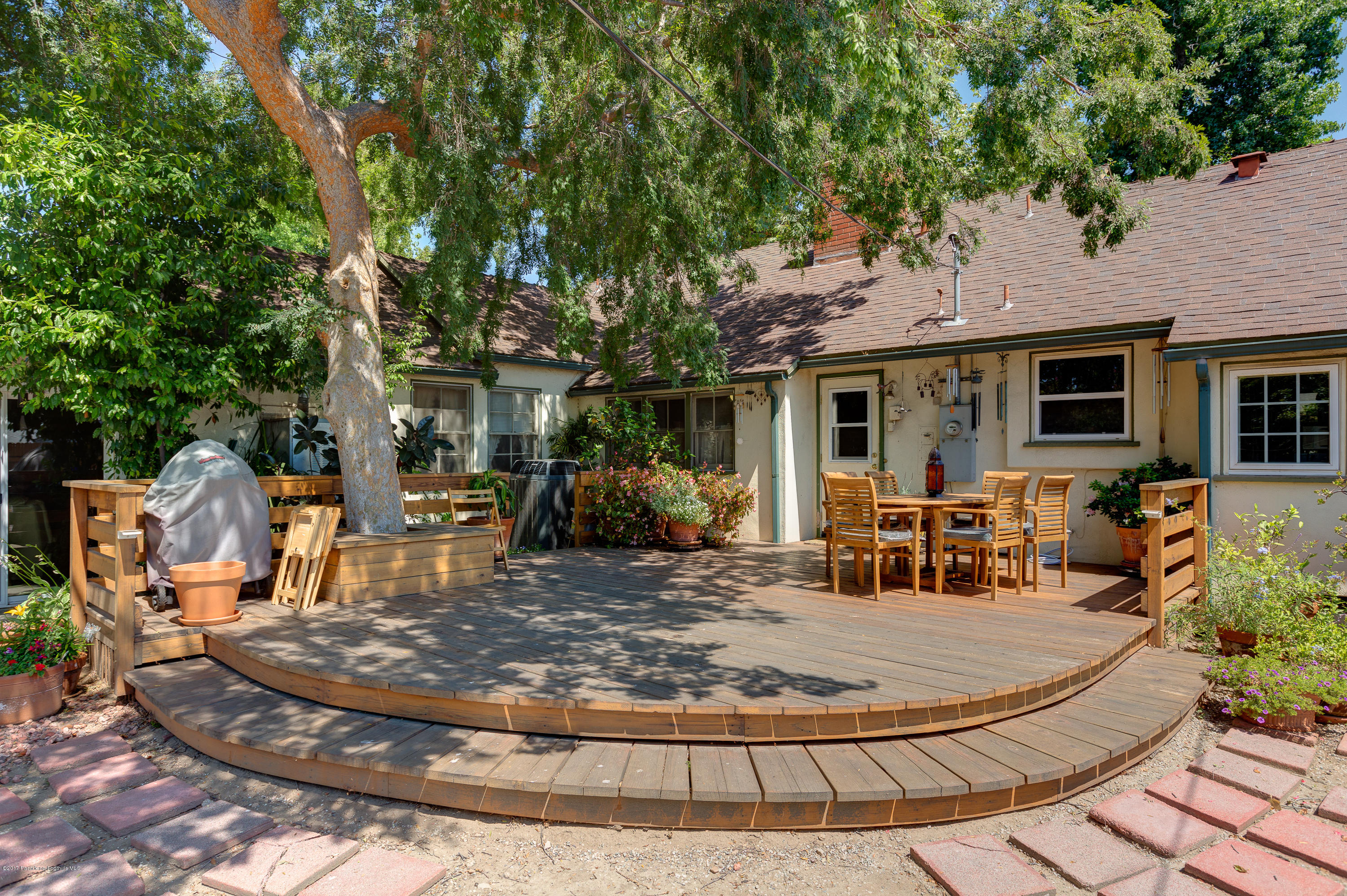 2356 Galbreth Road Pasadena, CA 91104 - Photo 28 of 34 egpimaging_2356Galbreth_028_MLS
