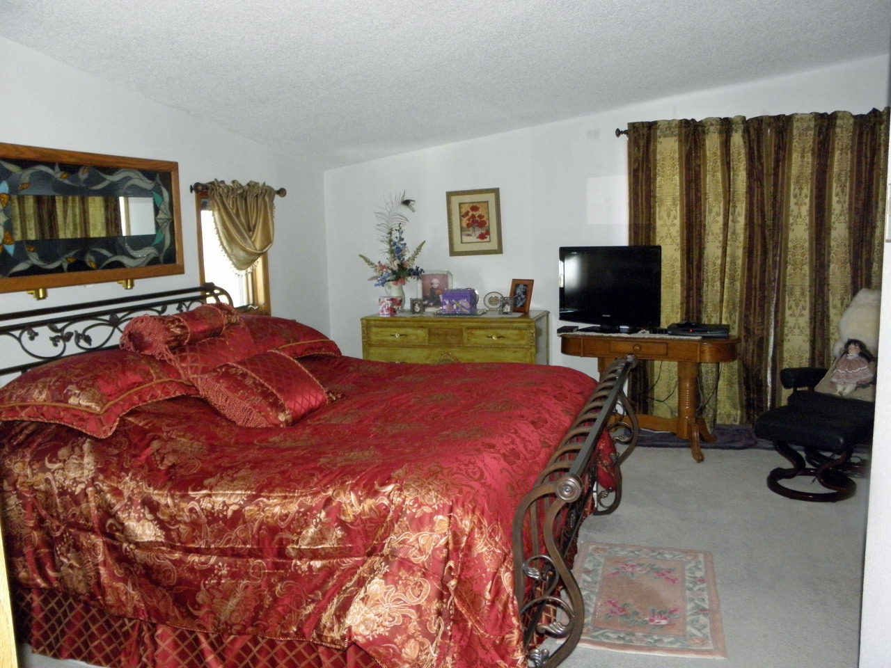 223 Juniper Road South Ridgway, CO 81432 - Photo 15 of 21 master bedroom