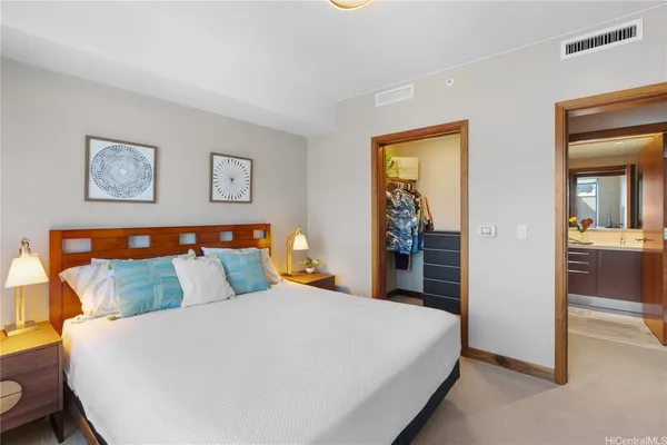 $4,950 | 1555 Kapiolani Boulevard, Unit 1612, Honolulu, HI 96814