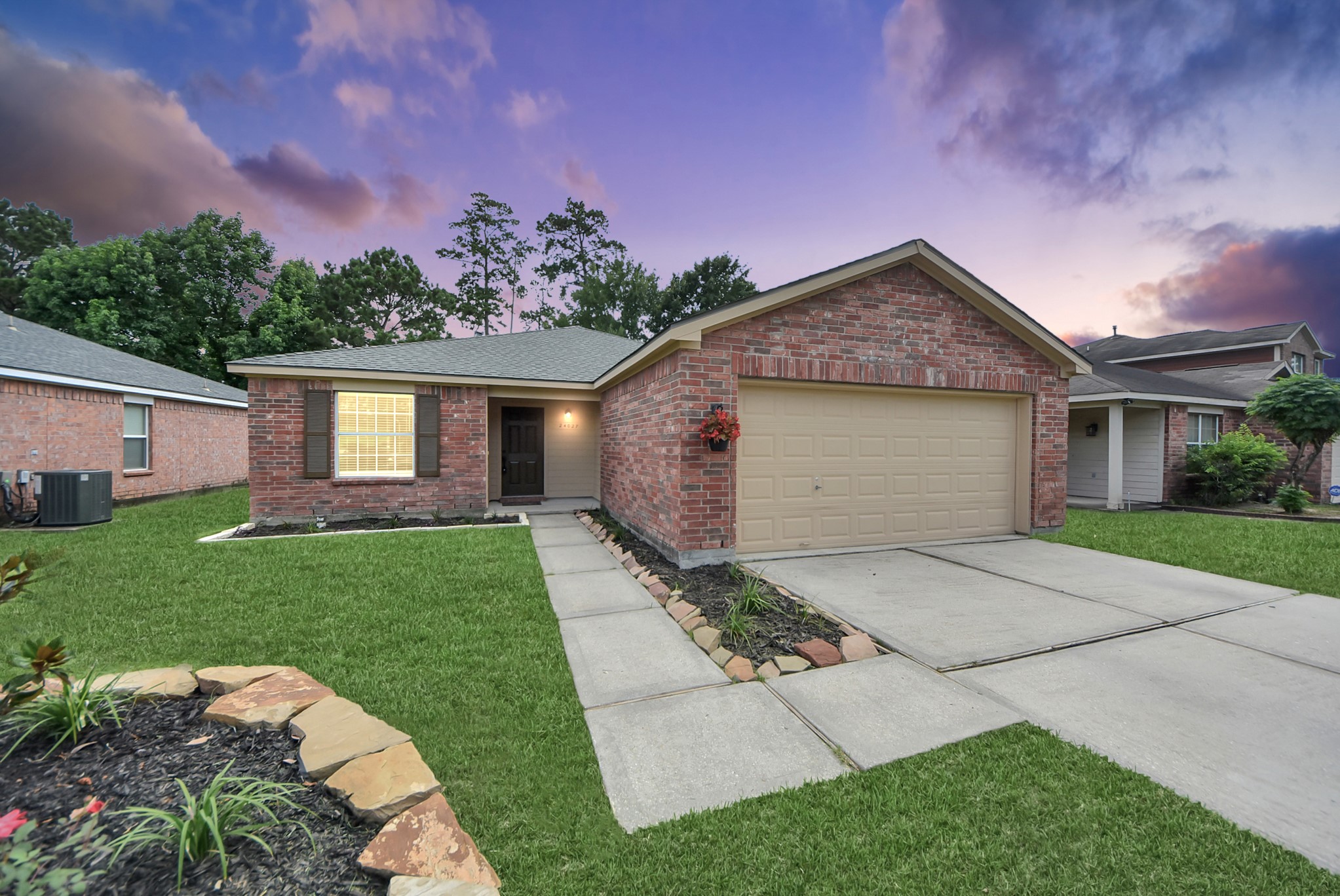 24027 Pinecreek Point Spring, TX 77373 - Photo 2 of 41 Welcome Home! 4 Bedrooms 2 Bathrooms!