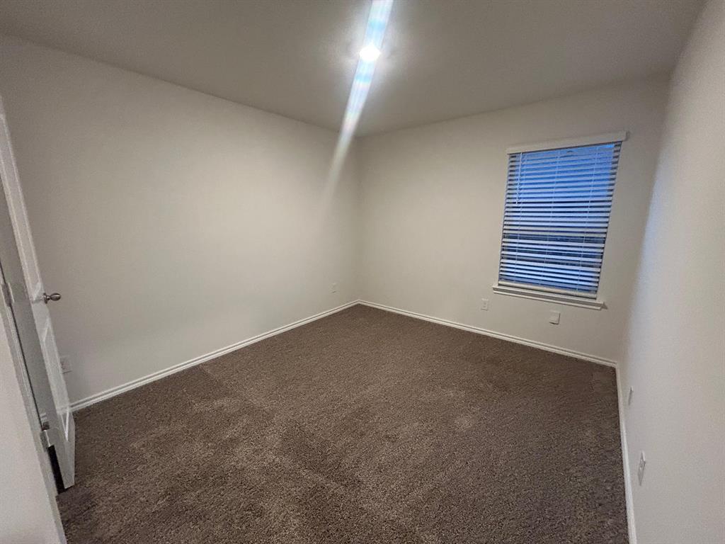 1117 Rountree Court Celina, TX 75009 - Photo 9 of 17