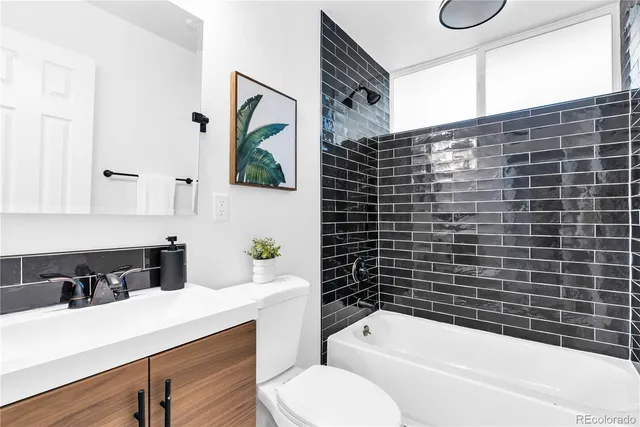 $525,000 | 3190 West 95th Avenue, Westminster, CO 80031