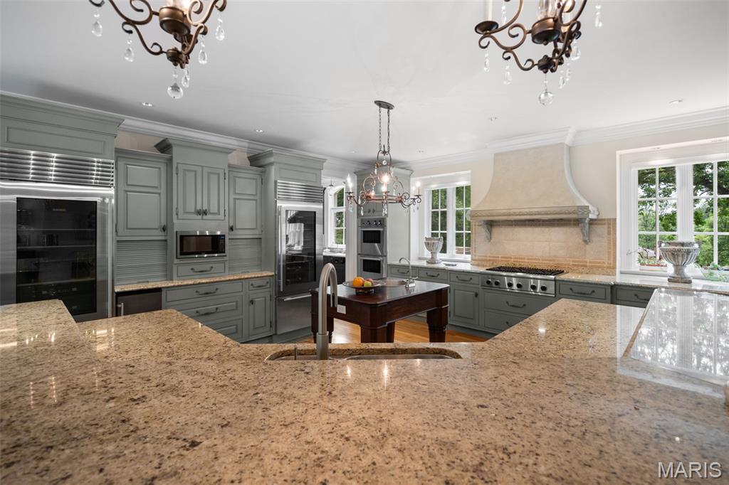 760 Kent Road Ladue, MO 63124 - Photo 15 of 61