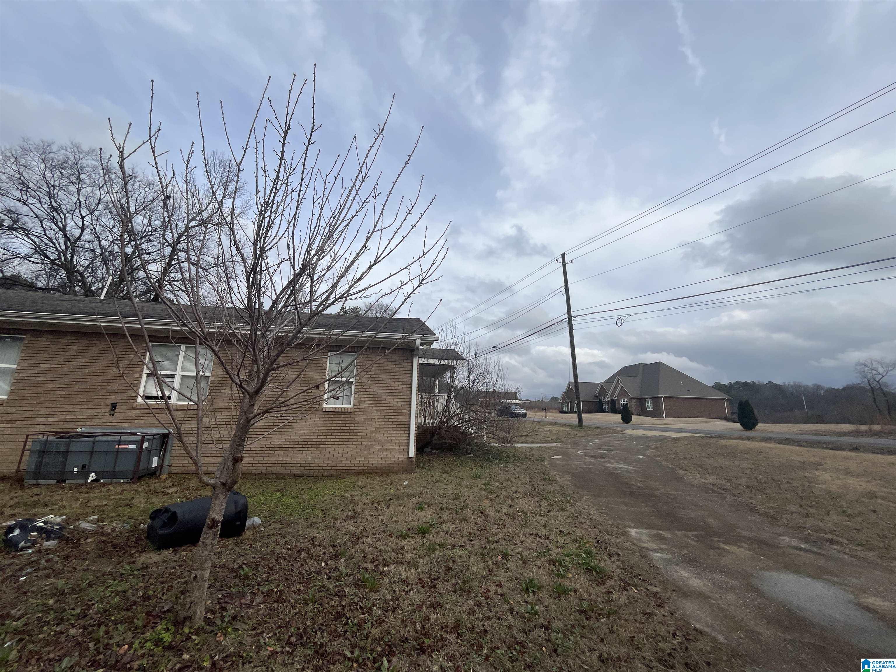 728 Lawson Road Birmingham, AL 35217 - Photo 4 of 16