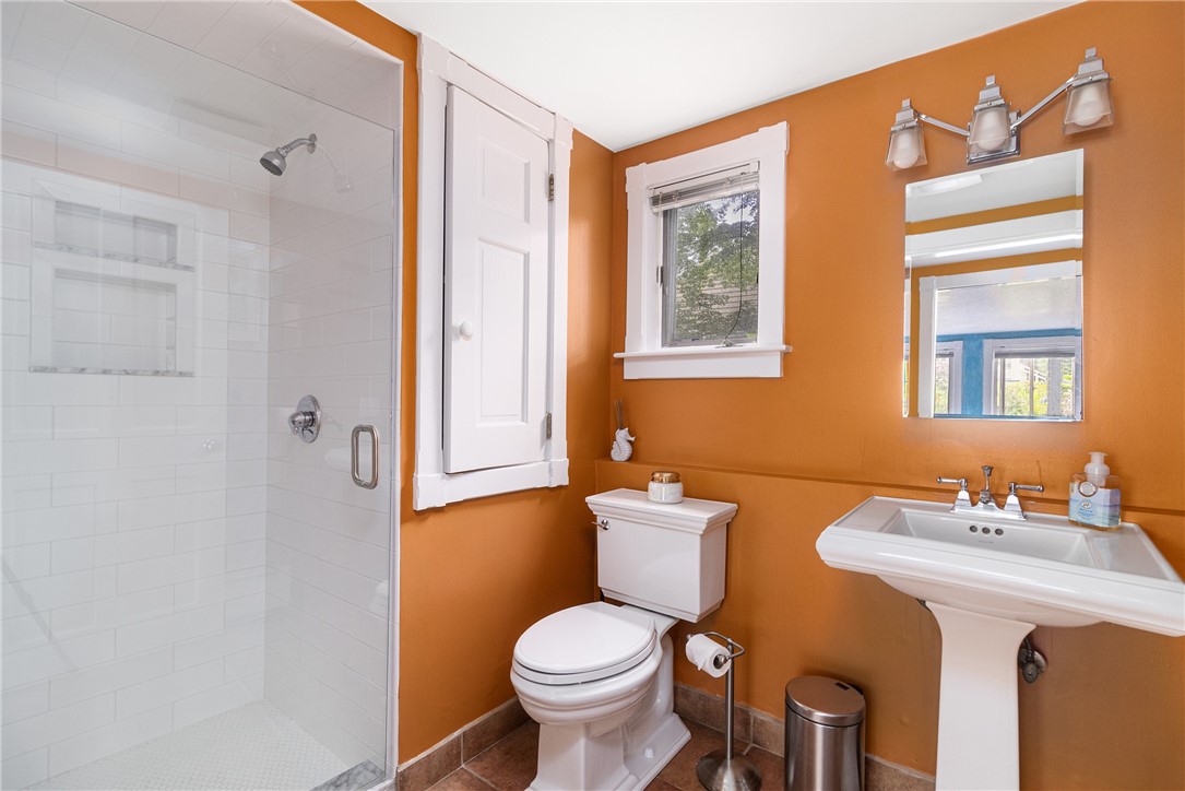 428 Gibbs Avenue, Unit 4 Newport, RI 02840 - Photo 13 of 23