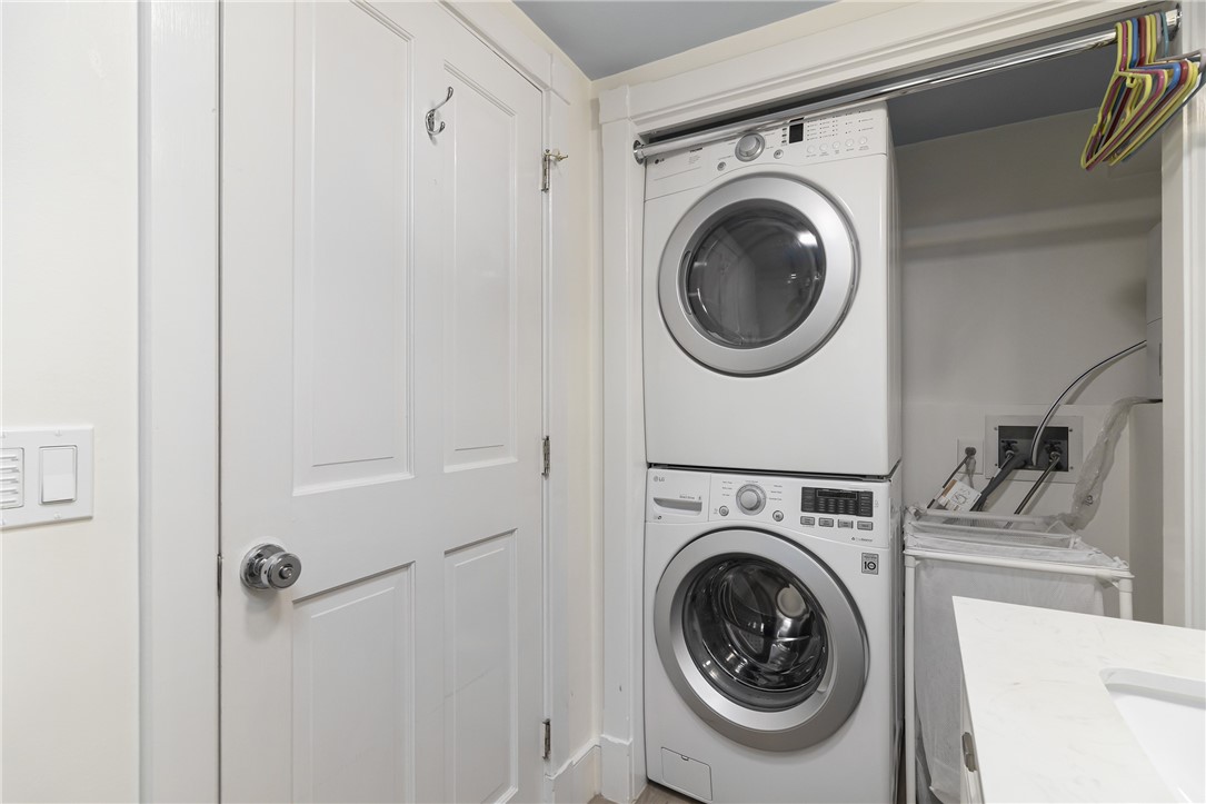 428 Gibbs Avenue, Unit 4 Newport, RI 02840 - Photo 14 of 23