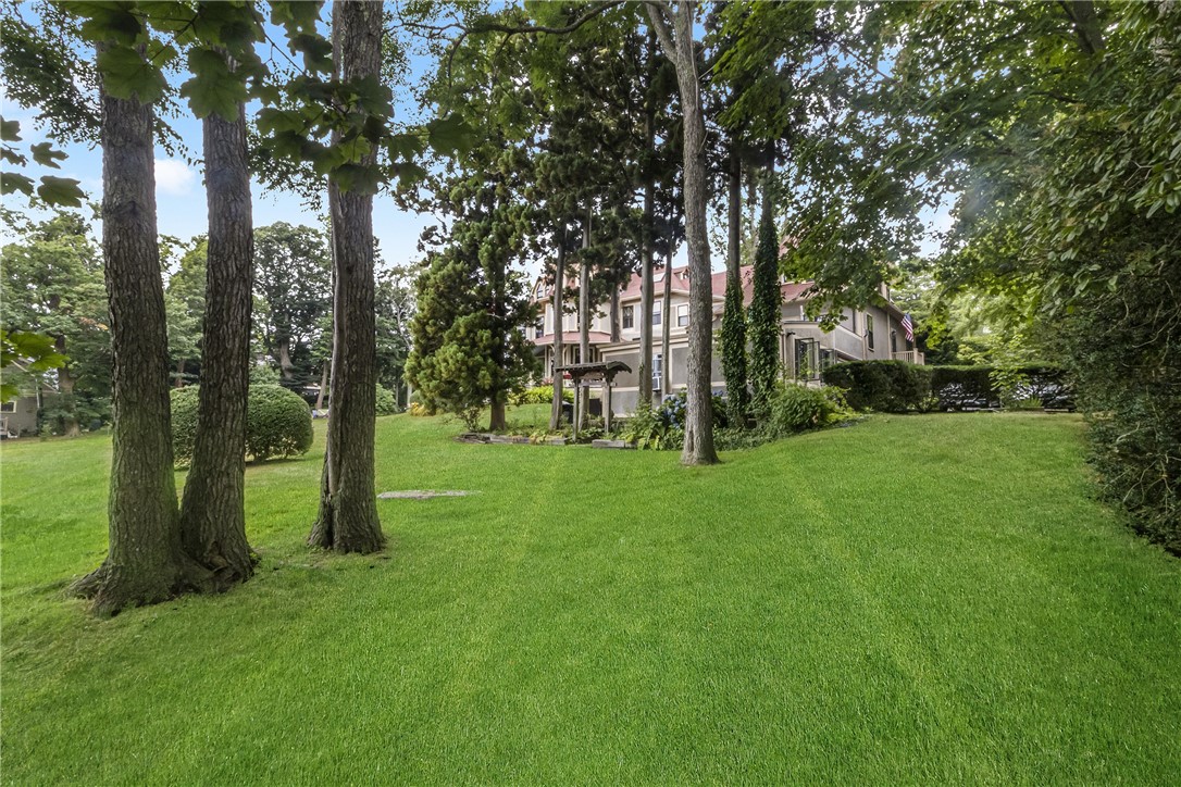 428 Gibbs Avenue, Unit 4 Newport, RI 02840 - Photo 22 of 23