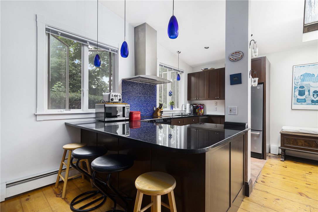 428 Gibbs Avenue, Unit 4 Newport, RI 02840 - Photo 6 of 23