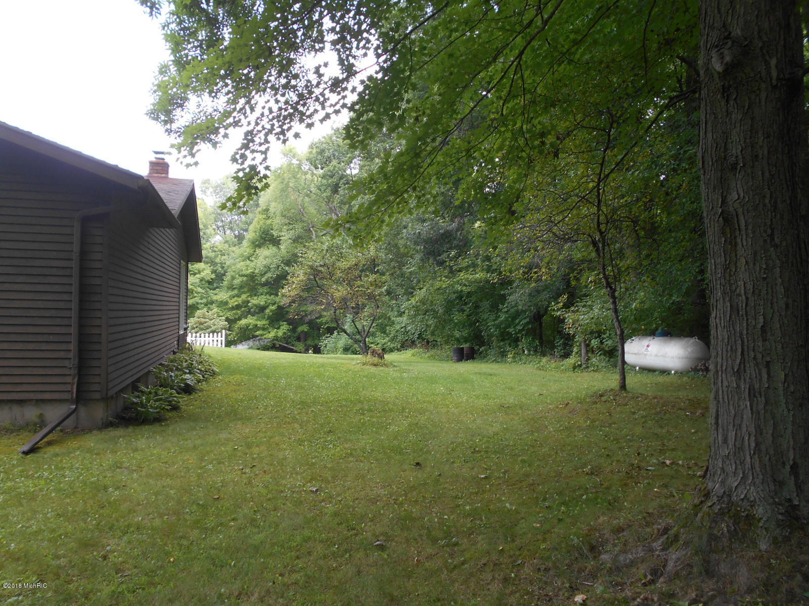 1020 East State Road Hastings, MI 49058 - Photo 6 of 20 DSCN9406