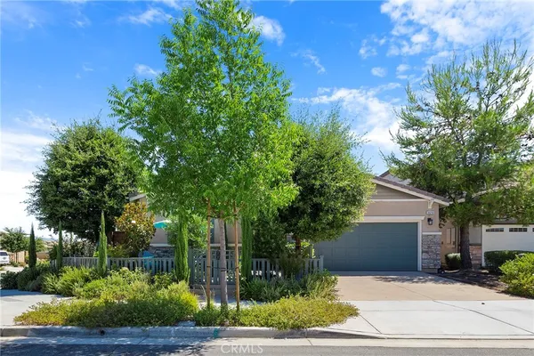 $695,900 | 30210 Old Corral Circle, Menifee, CA 92584