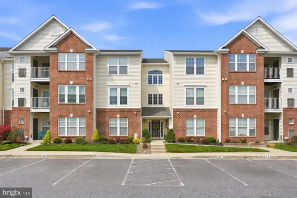 $274,900 | 1 Brook Farm Court, Unit 1L, Perry Hall, MD 21128