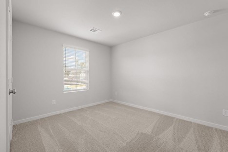 7906 Alset Magnolia, TX 77354 - Photo 7 of 11 an empty room with a window